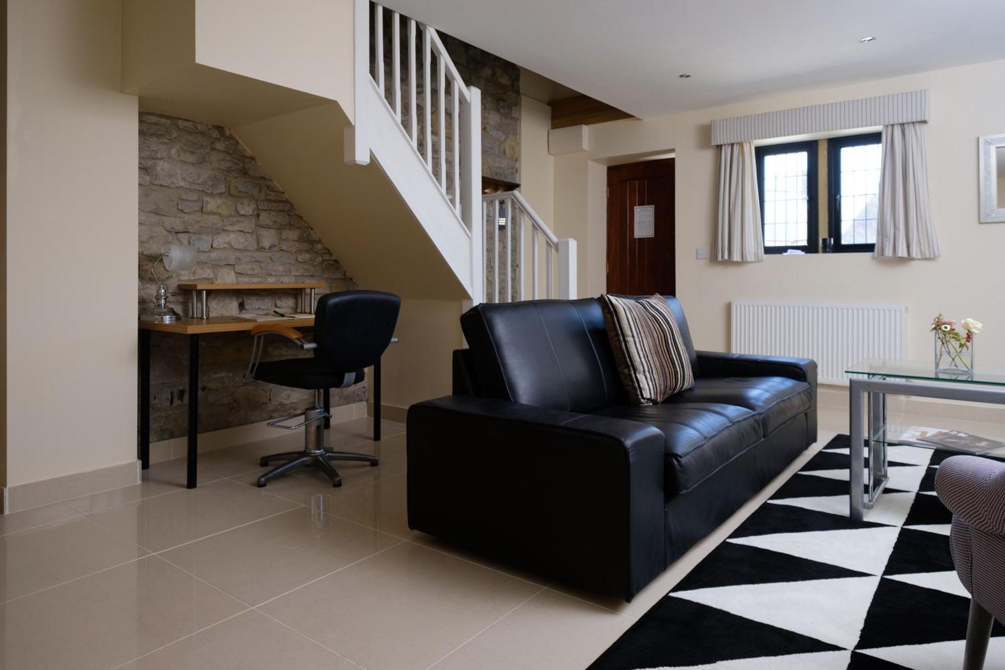 The Great House Hotel Bridgend  Bagian luar foto
