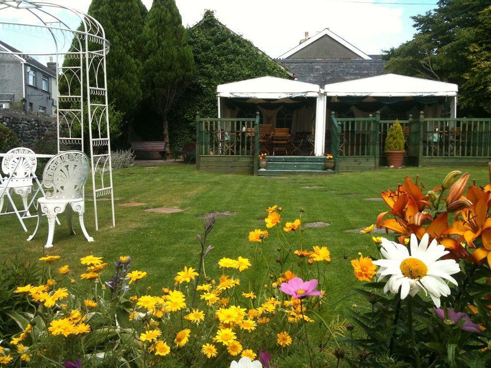 The Great House Hotel Bridgend  Bagian luar foto