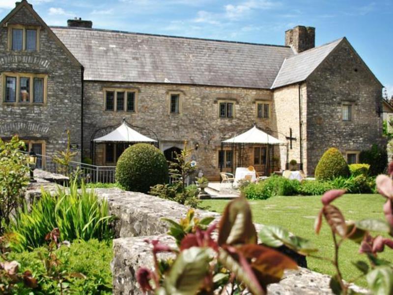 The Great House Hotel Bridgend  Bagian luar foto