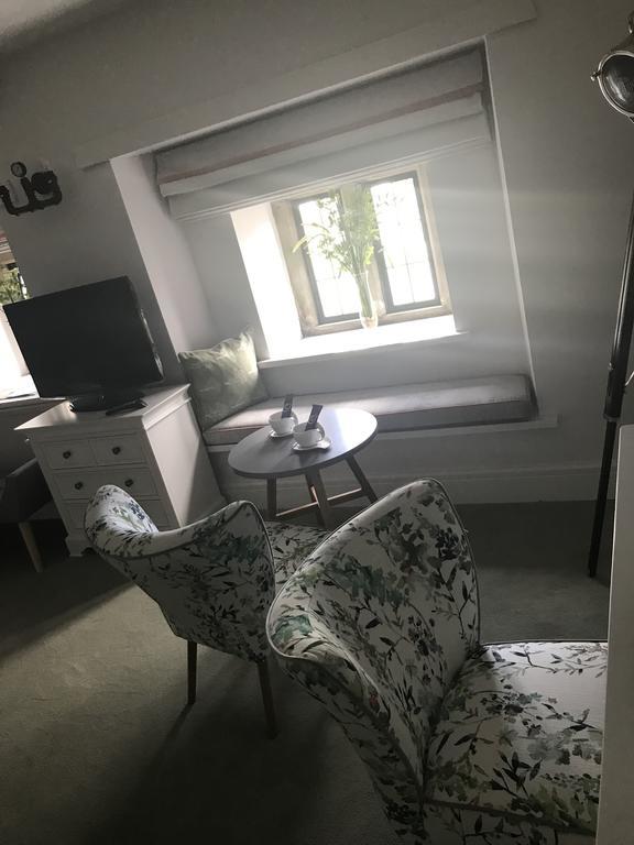The Great House Hotel Bridgend  Bagian luar foto